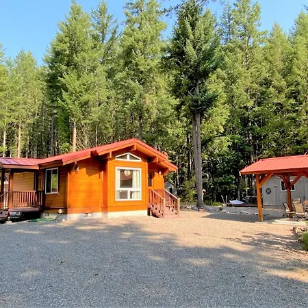 Villa Tatoosh Base Camp